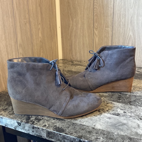 Dr. Scholl’s Wedges size 10M - Picture 2 of 4